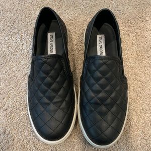 Quilted Steve Madden sneakers size 8